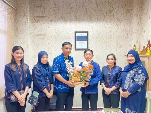 พช.บางน้ำเปรี้ยว ร่วมแสดงความยินดีกับท่านพัฒนาการจังหวัดฉะเชิงเทรา