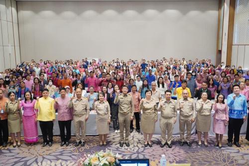 พช.บางน้ำเปรี้ยว ร่วมโครงการพัฒนากลไกการขับเคลื่อนการดำเนินงานแก้ไขปัญหาหนี้สินครัวเรือนของประชาชน โดยศูนย์จัดการกองทุนชุมชน ประจำปีงบประมาณ 2567