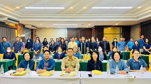 พช.บางน้ำเปรี้ยว ร่วมประชุมเชิงปฏิบัติการเสริมสร้างธรรมาภิบาลโครงการแก้ไขปัญหาความยากจน (กข.คจ.) ระดับจังหวัด